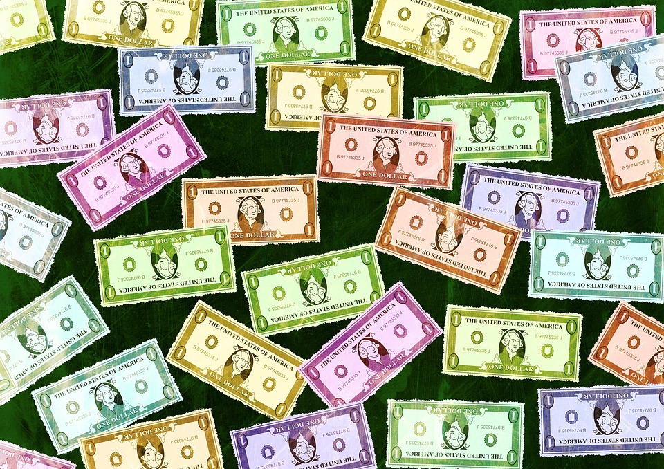 barevné dolary